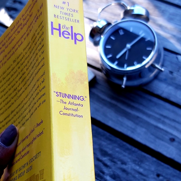 The Help Novel - Picture 3 of 7